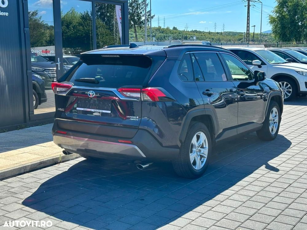 Toyota RAV4 - 12