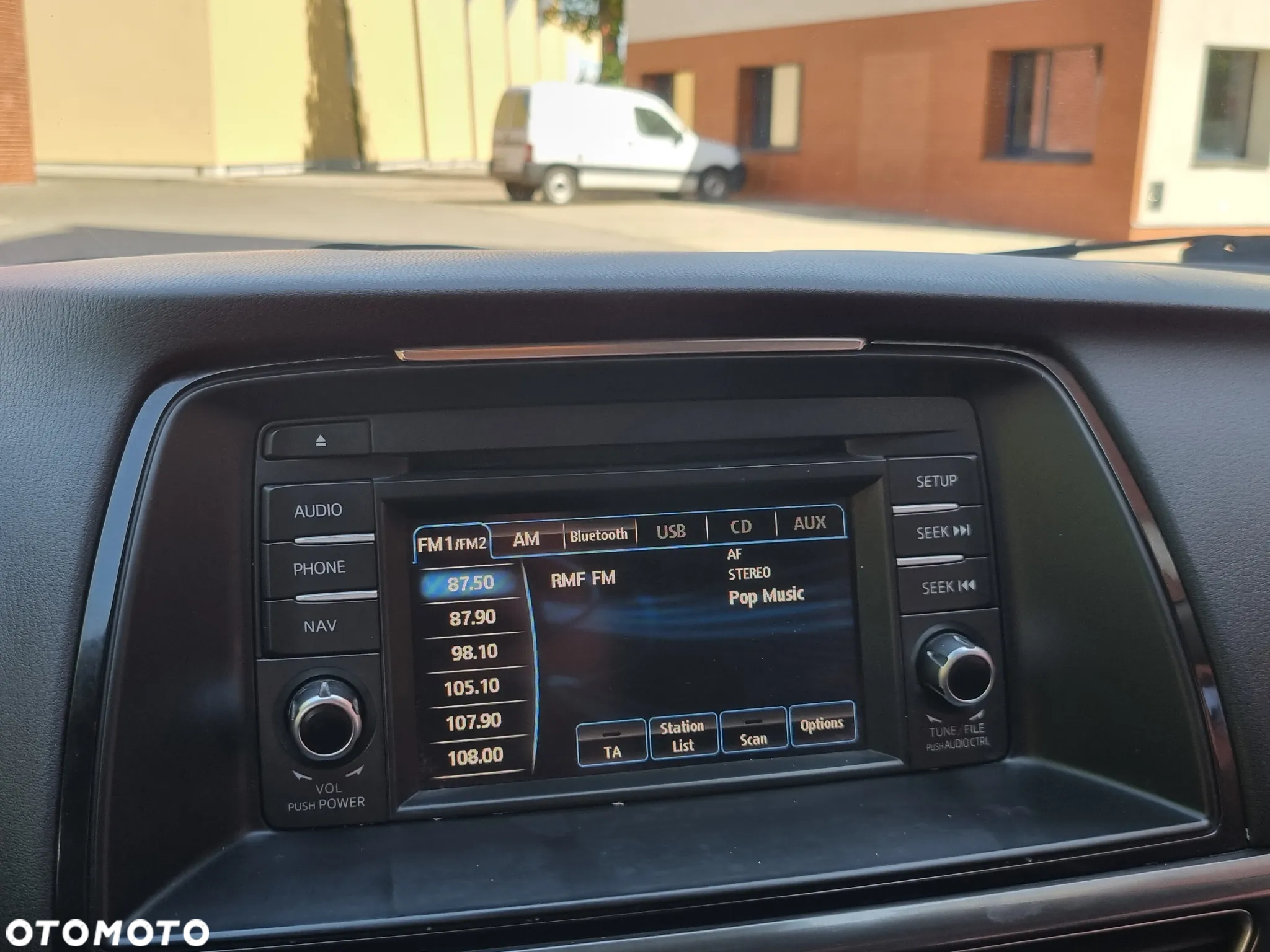 Mazda 6 2.2 Kombi SKYACTIV-D Center-Line - 36