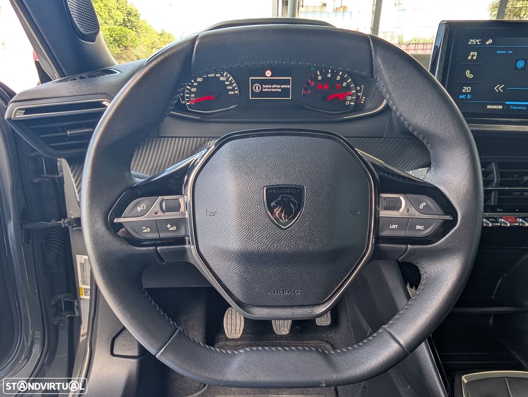 Peugeot 2008 1.2 PureTech Active - 11