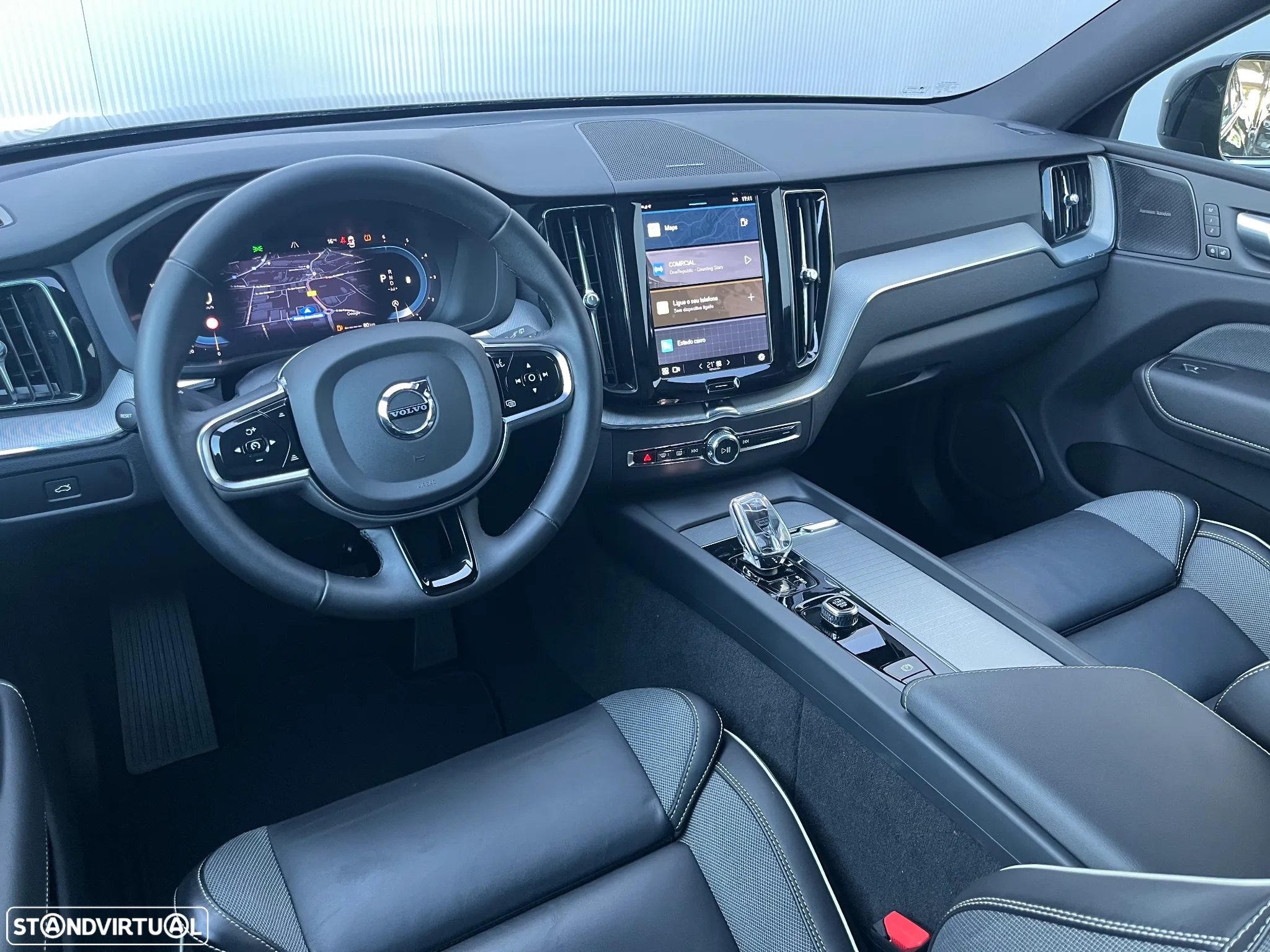 Volvo XC 60 2.0 B4 Plus Dark - 12