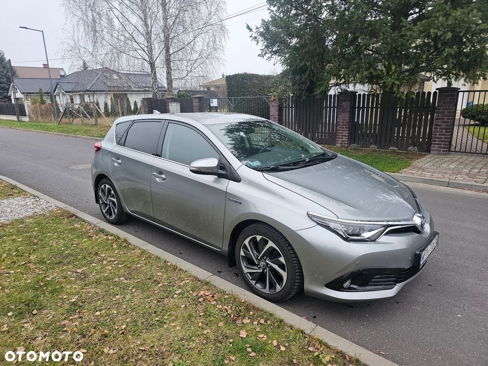 Toyota Auris 1.8 HSD Prestige - 1