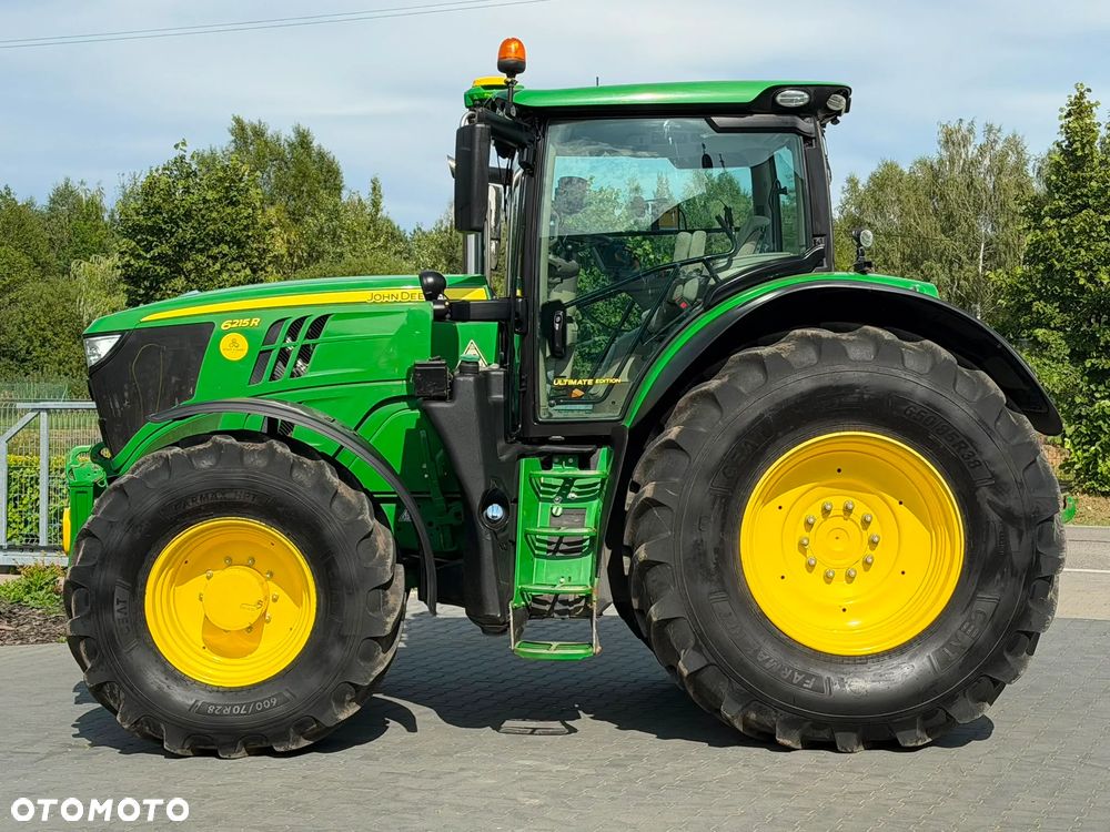 John Deere 6215 - 7