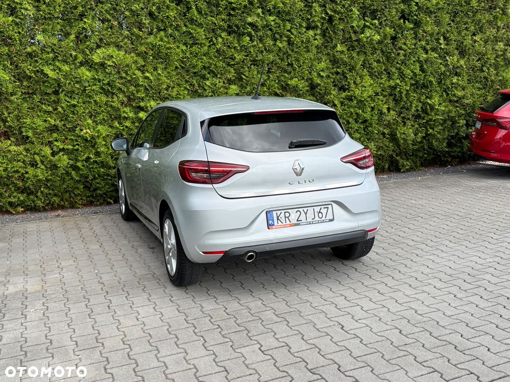 Renault Clio - 6