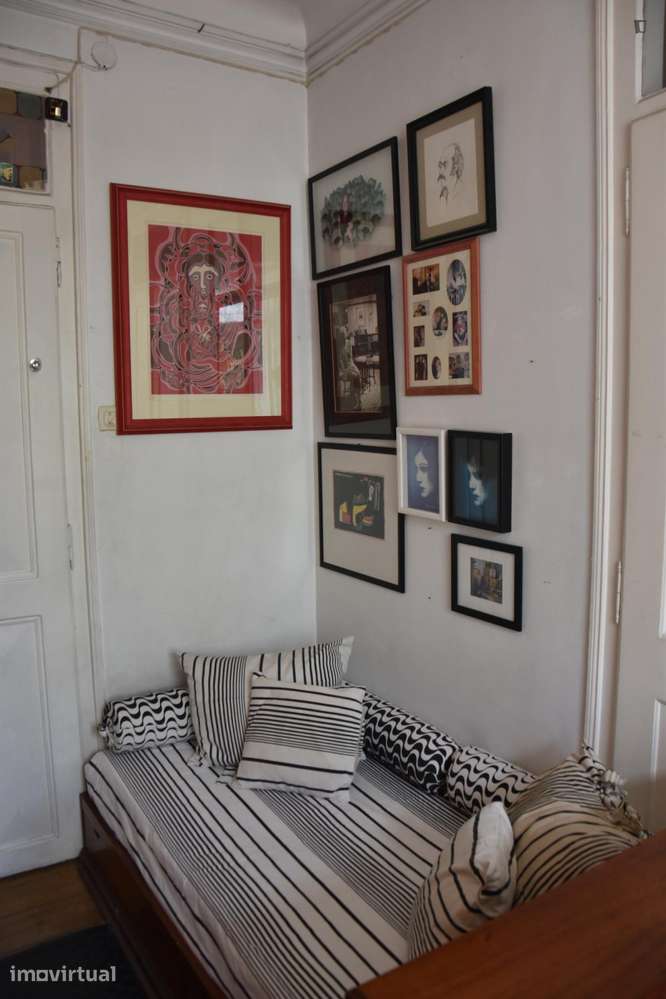 Quarto - localizado em Alcântara Lisbon - Grande imagem: 2/15