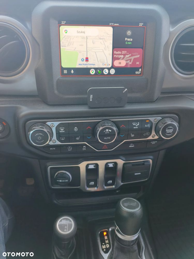 Jeep Wrangler - 10
