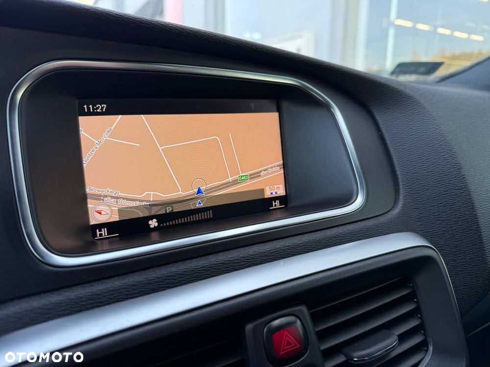 Volvo V40 D2 Drive-E R-Design Momentum - 14