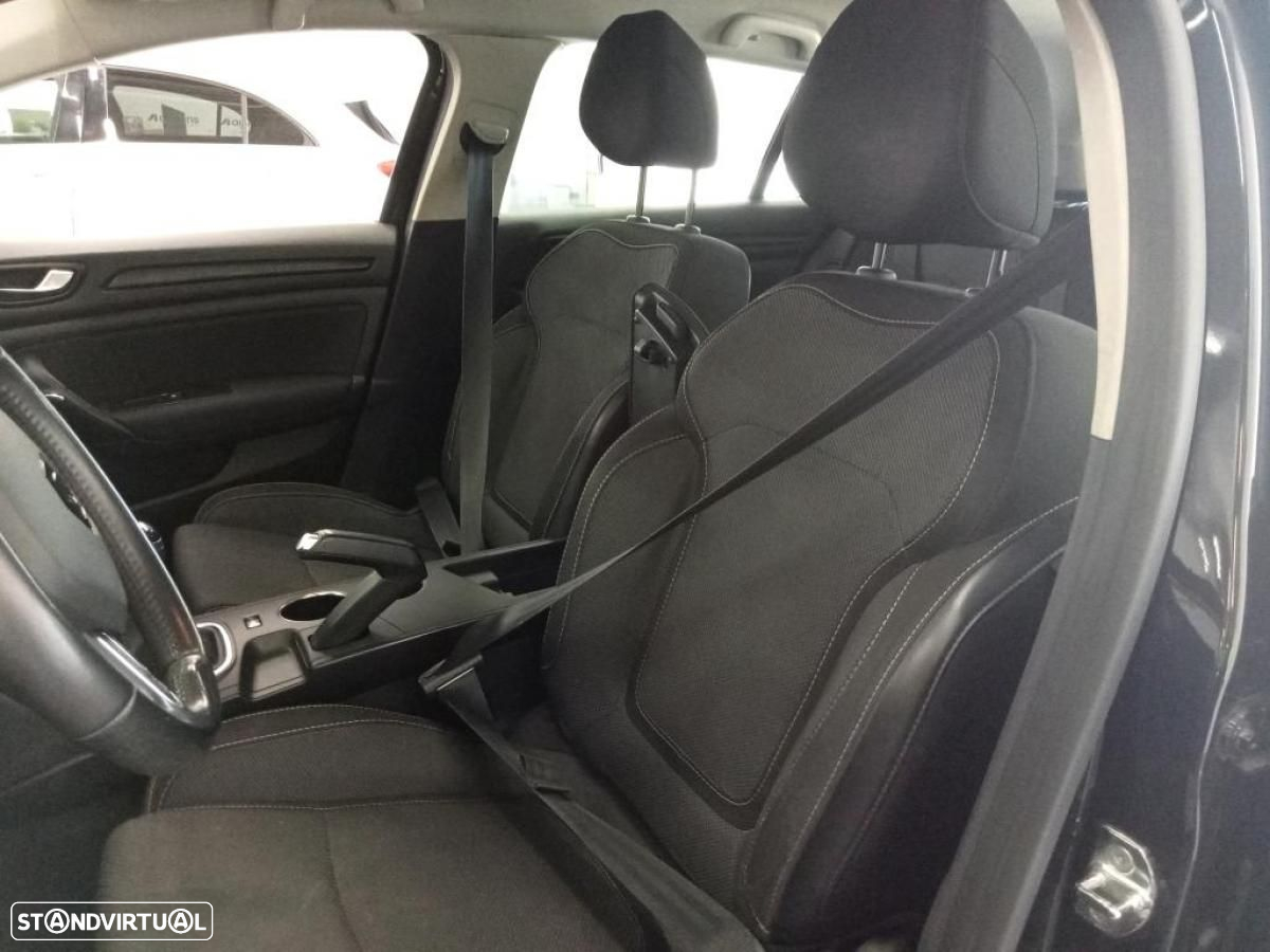 Renault Mégane Sport Tourer 1.5 Blue dCi Zen - 6