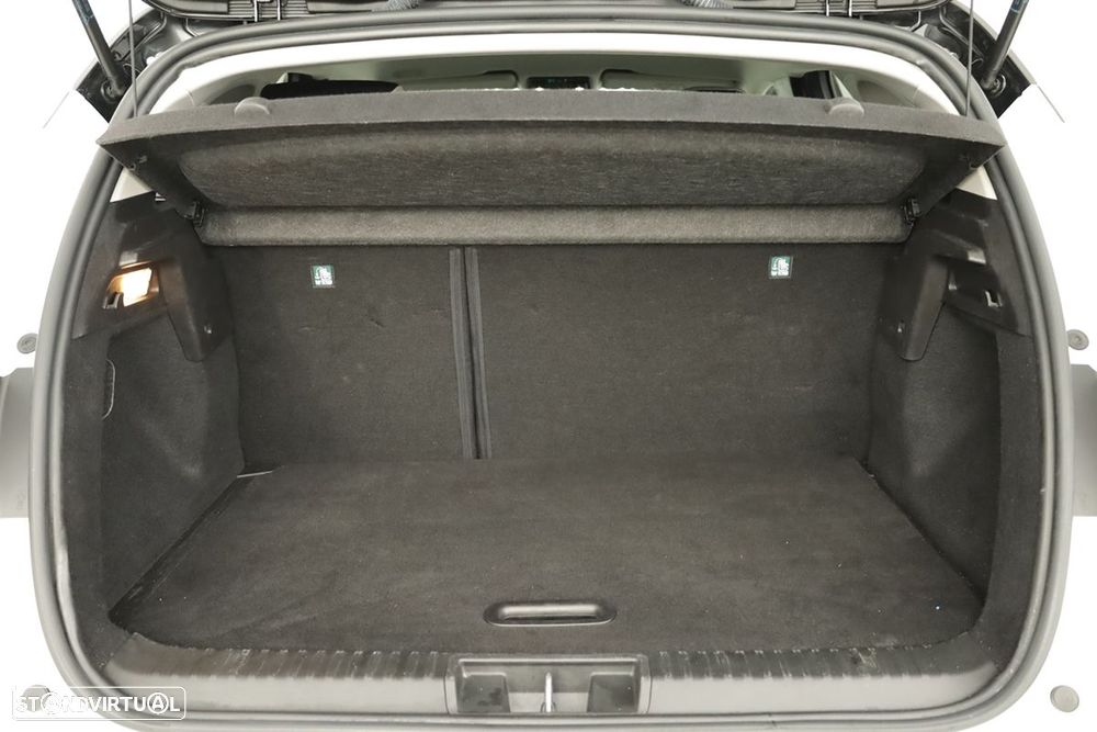 Renault Captur 1.0 TCe Techno Bi-Fuel - 26