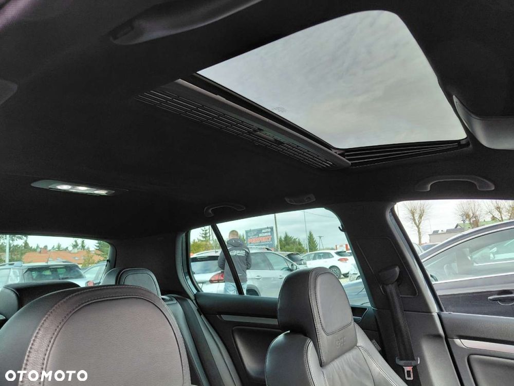 Volkswagen Golf - 17