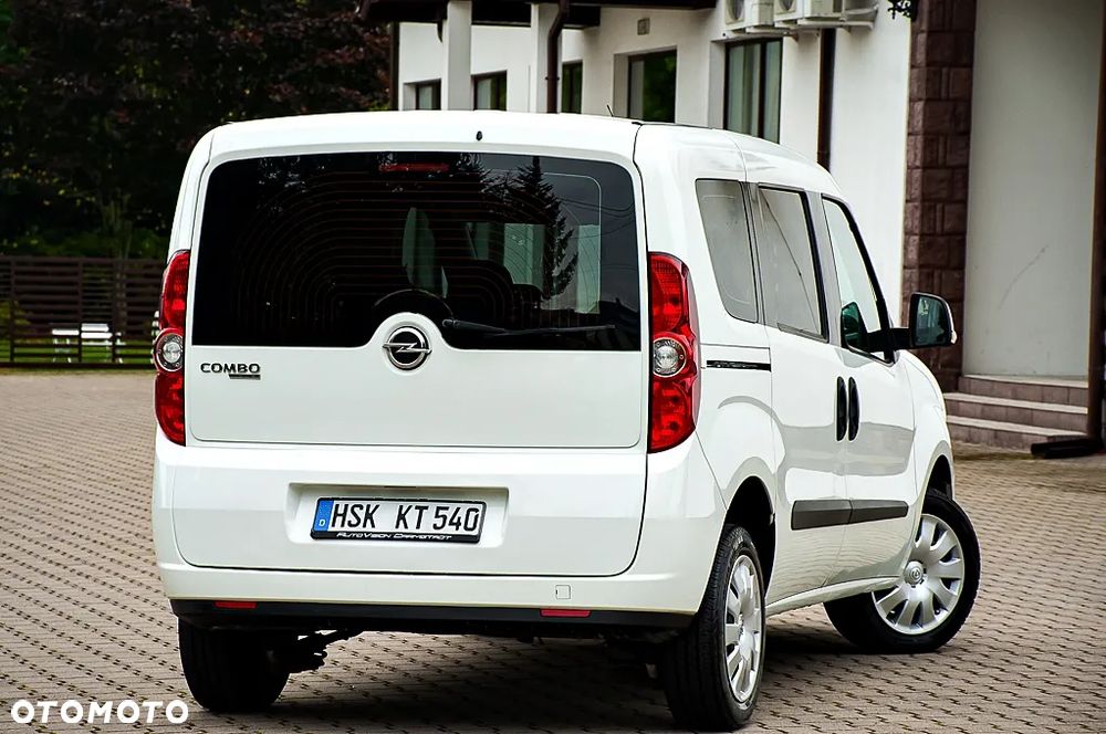 Opel Combo 1.4 Cosmo Eu6 - 18