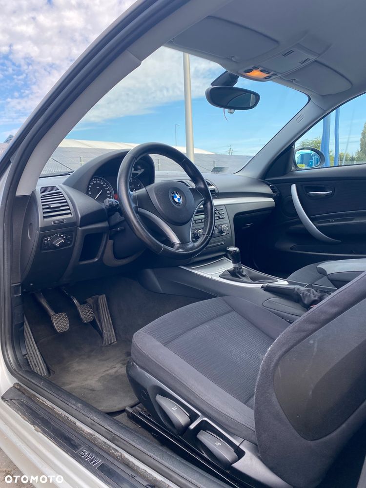 BMW Seria 1 120d - 9