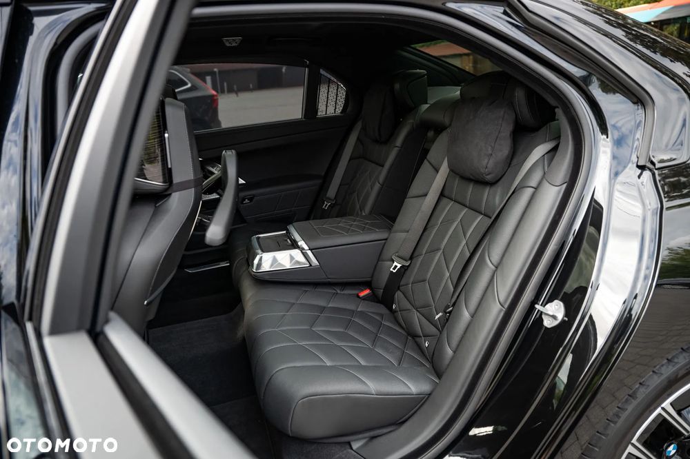 BMW Seria 7 740d xDrive mHEV M Sport sport - 19
