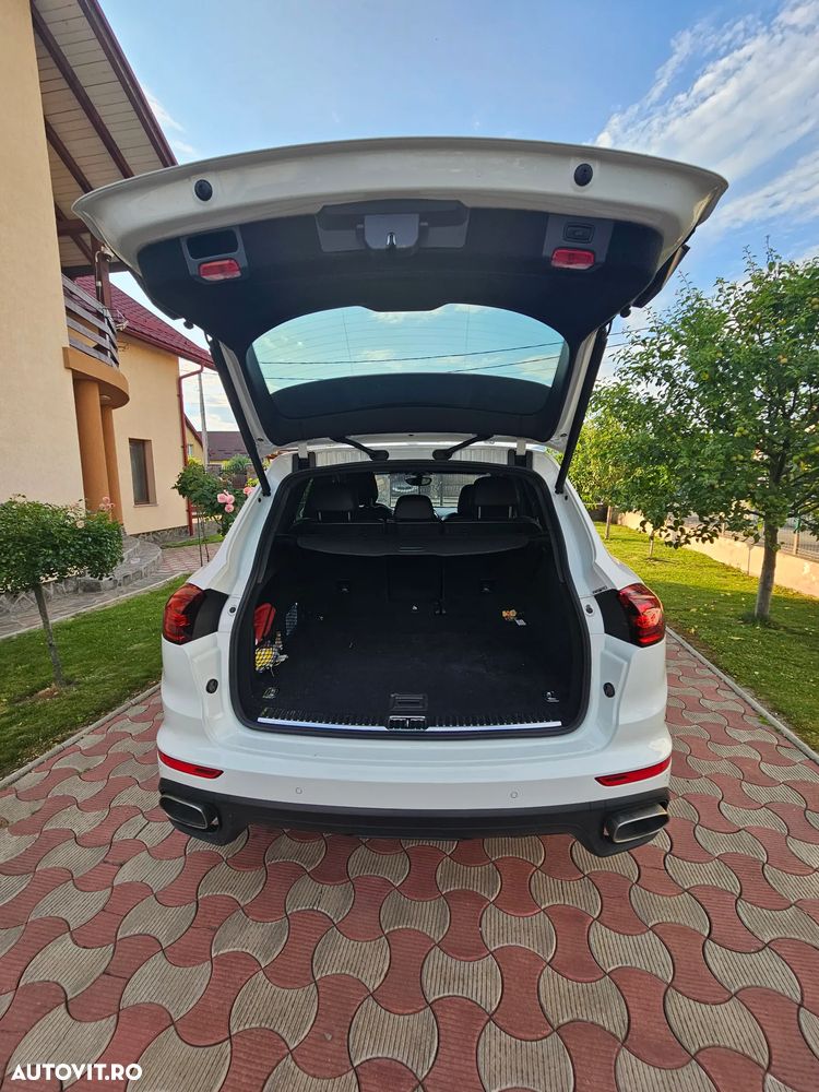 Porsche Cayenne 3.0TD TipTronic - 7
