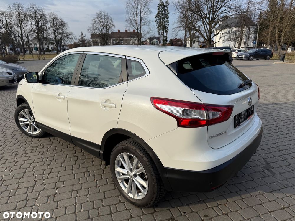 Nissan Qashqai 1.2 DIG-T N-Vision - 17
