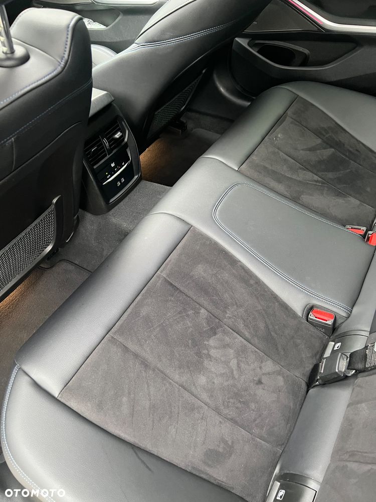 BMW Seria 3 320d M Sport Shadow - 15