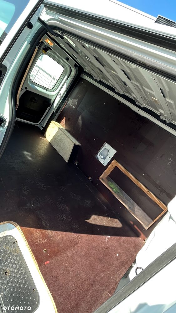 Renault Trafic NV300 - 27