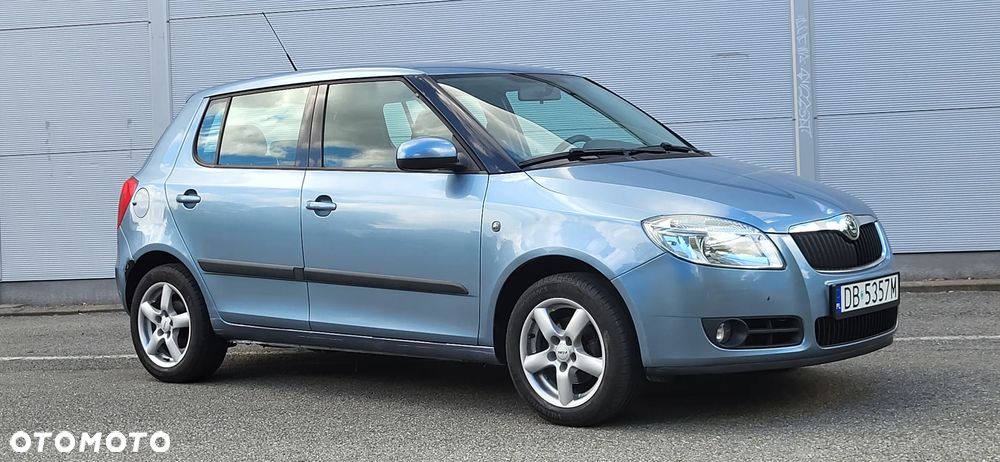 Skoda Fabia 1.6 16V Ambiente - 9