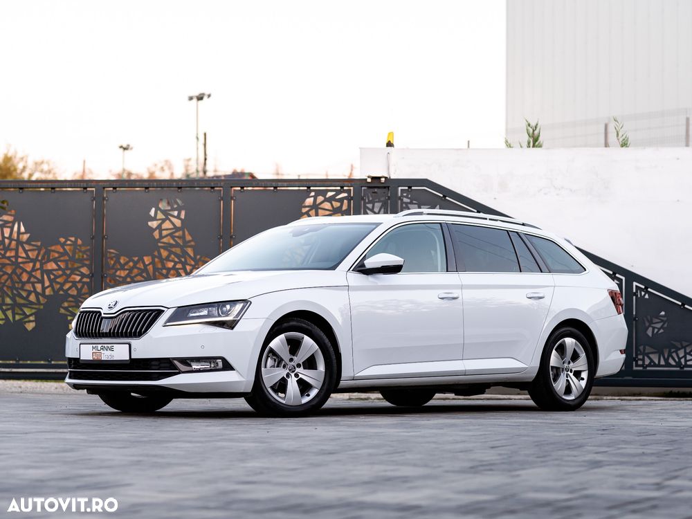 Skoda Superb 2.0 TDI DSG Ambition - 13