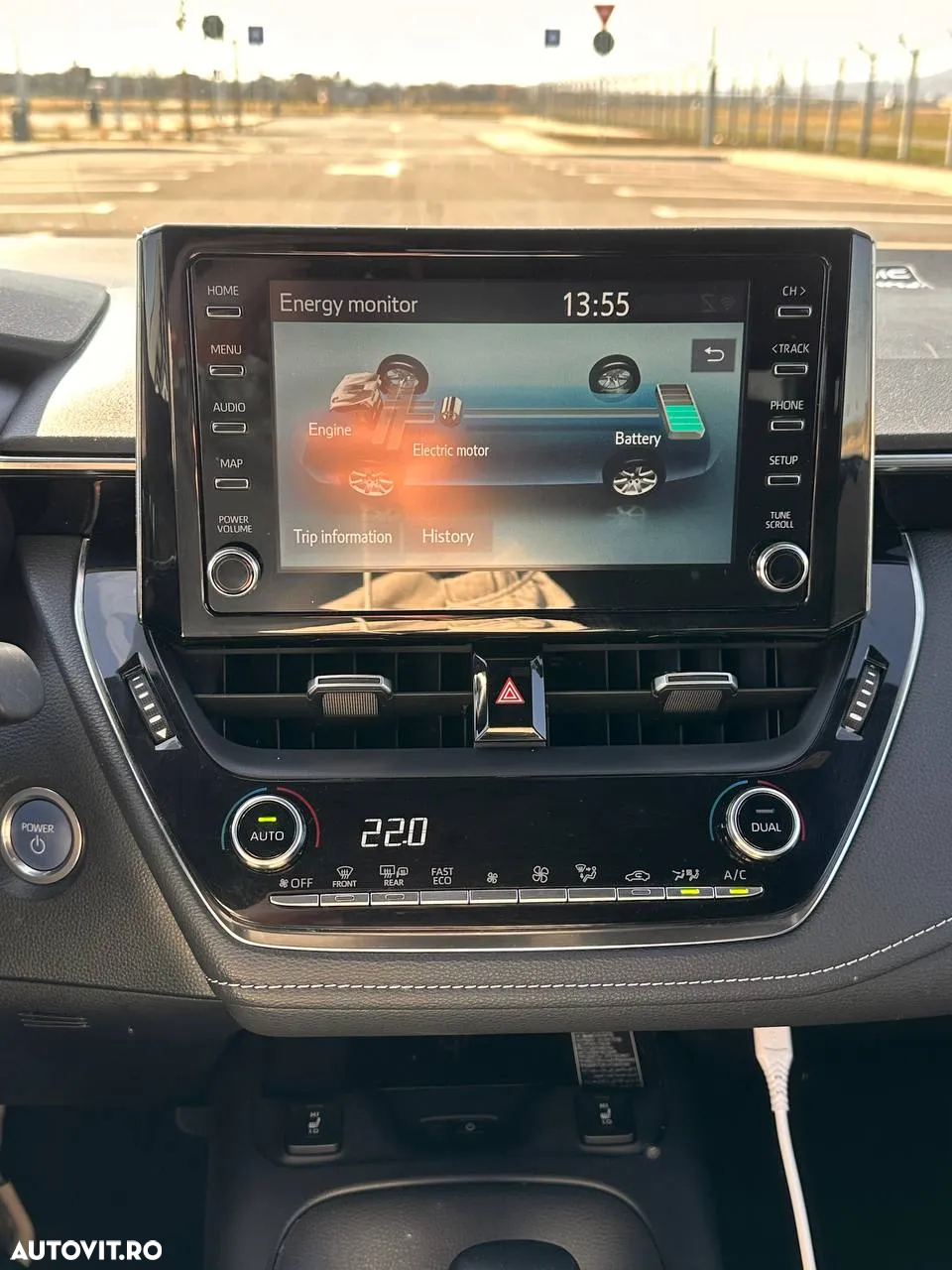 Toyota Corolla 1.8 Hybrid Touring Sports Club - 14