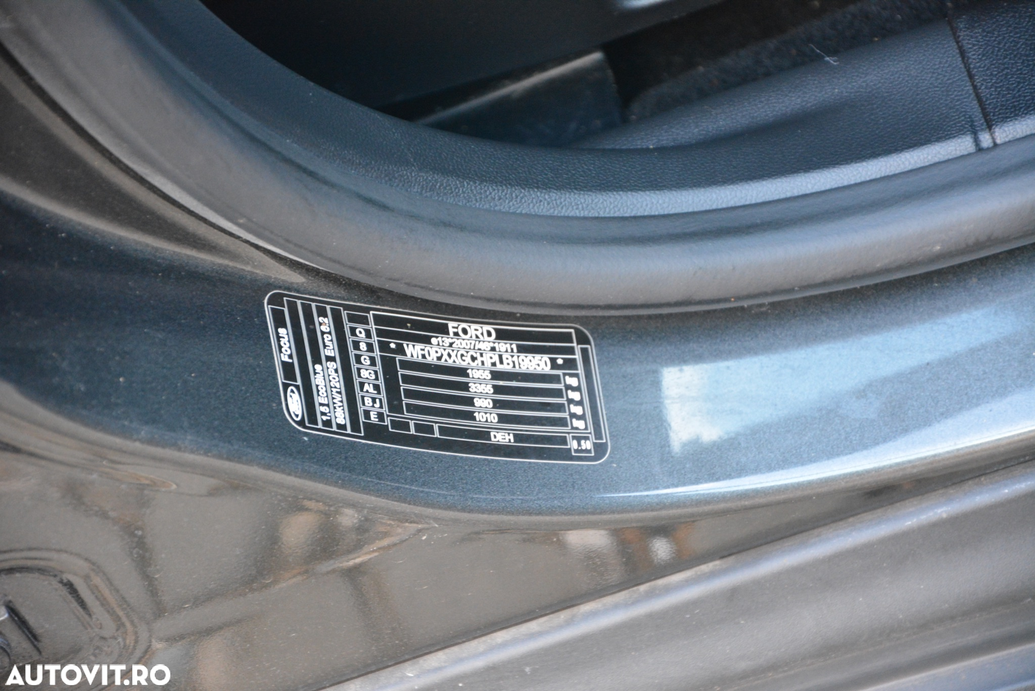 Ford Focus Turnier 1.5 EcoBlue Start-Stopp-System TITANIUM X - 18