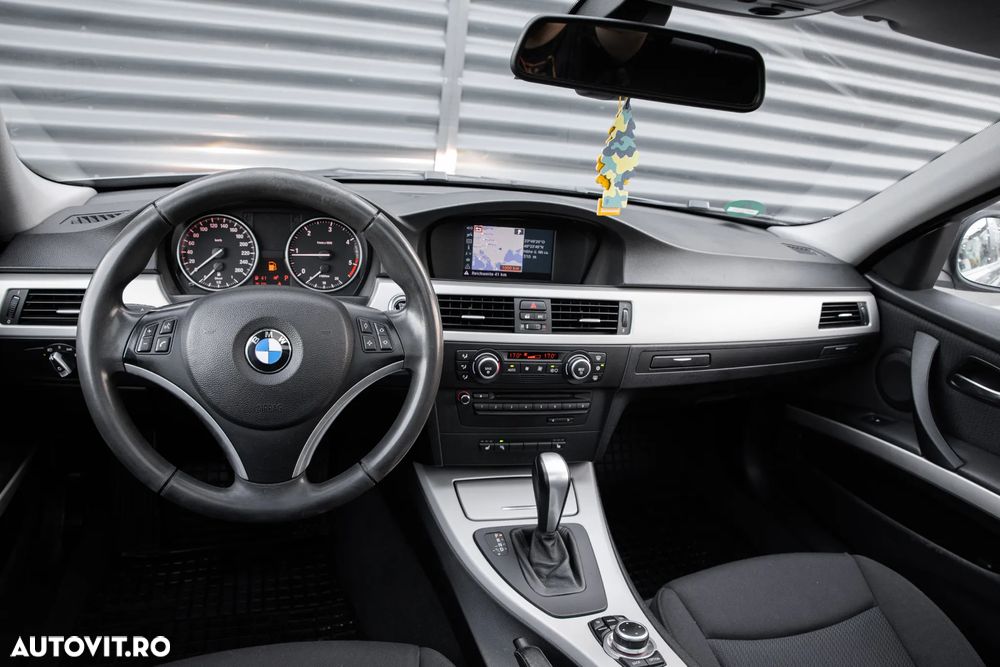 BMW Seria 3 - 16