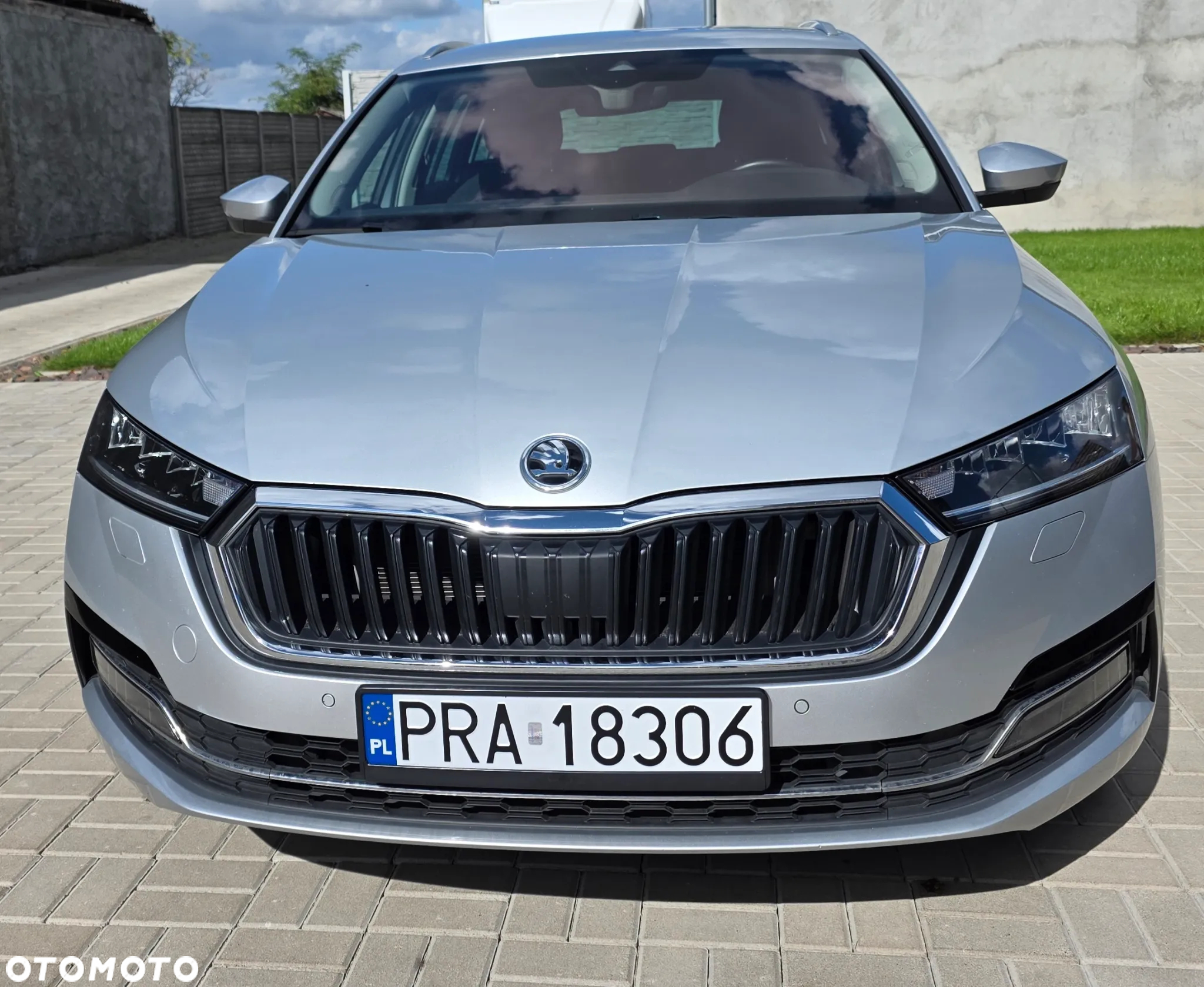 Skoda Octavia 2.0 TDI Essence DSG - 11