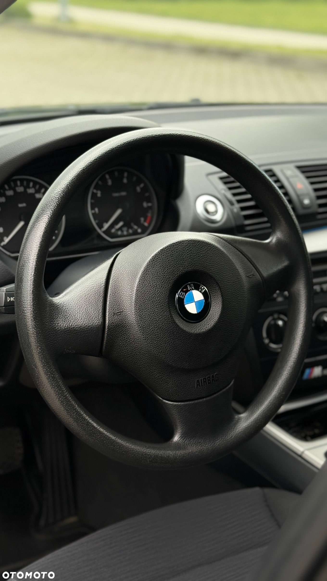 BMW Seria 1 116i - 11