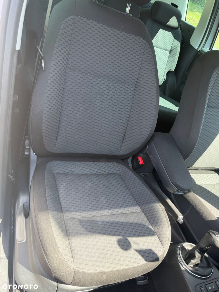 Skoda Roomster 1.2 TSI Style PLUS EDITION - 25