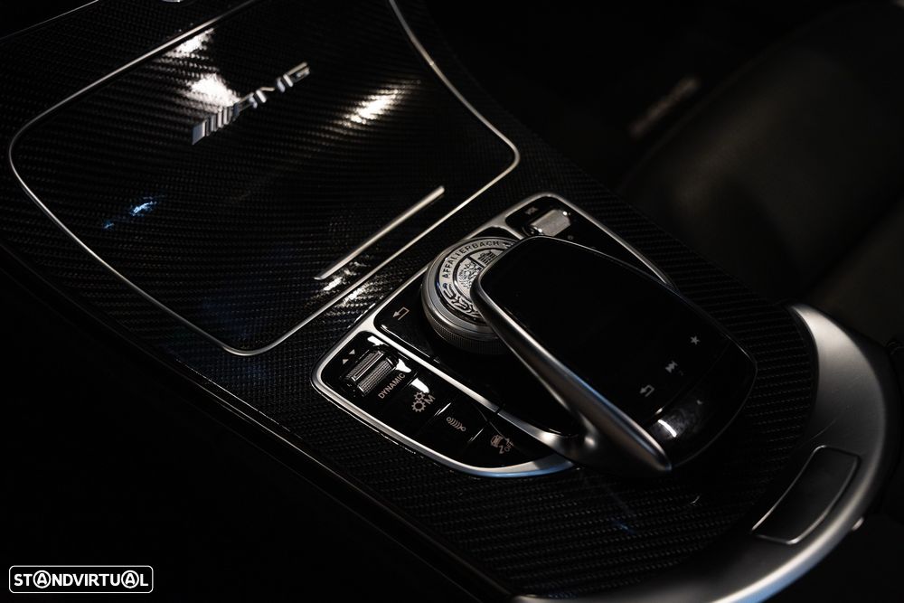 Mercedes-Benz C 63 AMG S - 25