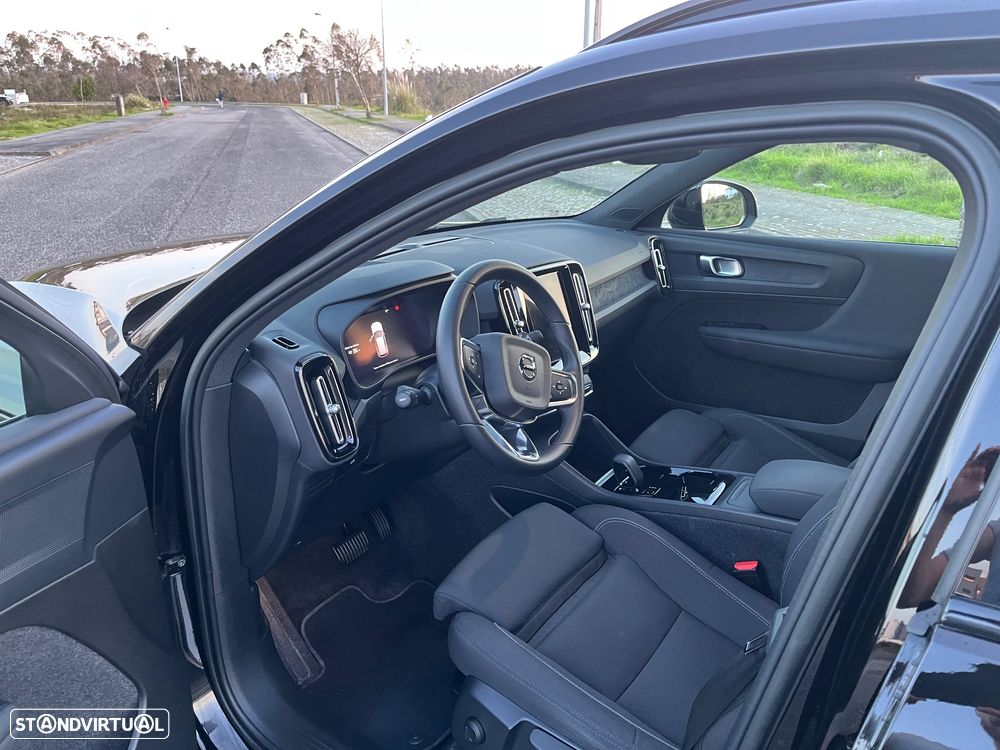 Volvo XC 40 Recharge Core - 15