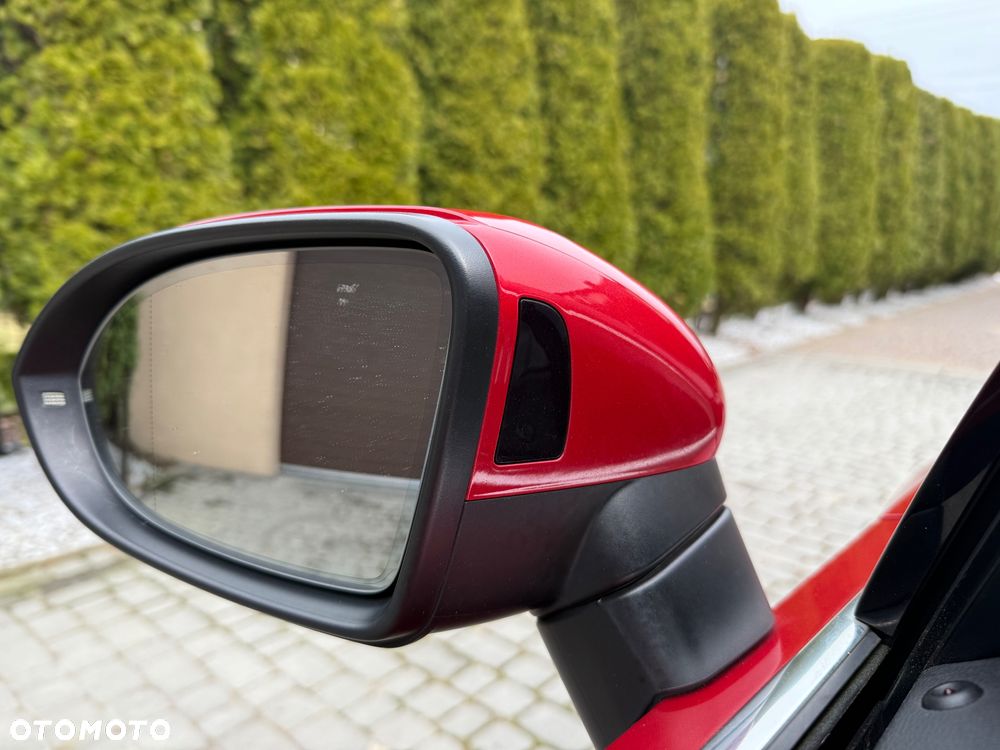 Volkswagen Arteon 2.0 TDI SCR 4Motion DSG R-Line - 38