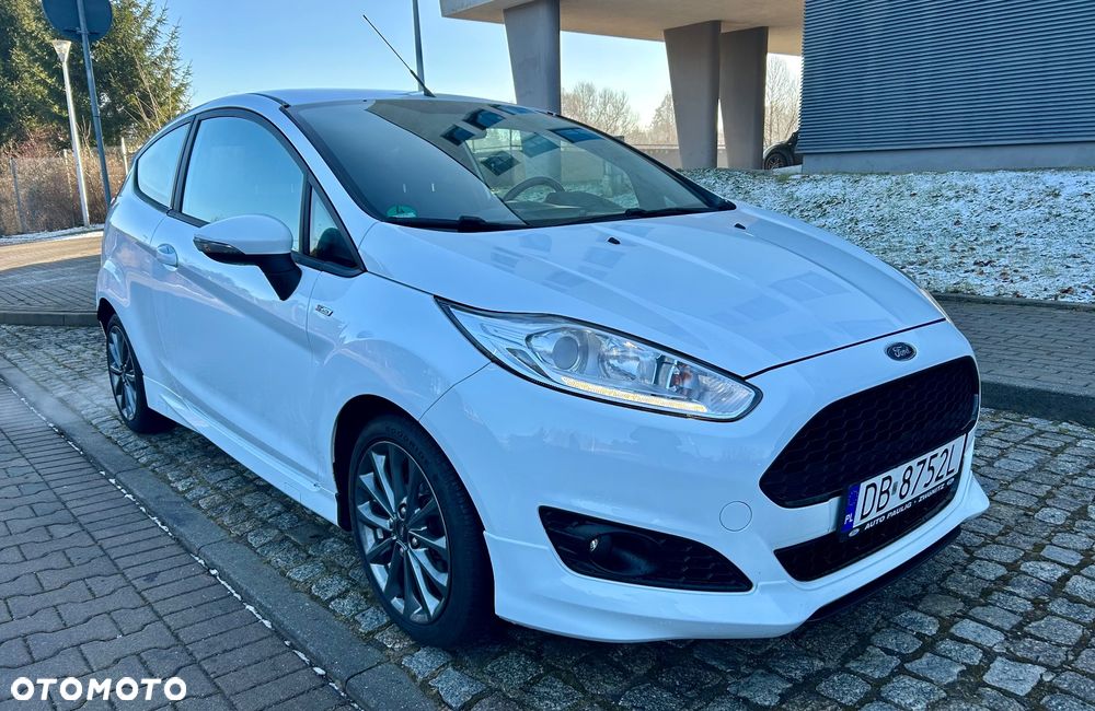 Ford Fiesta 1.0 EcoBoost STart-Stop ST-LINE - 4