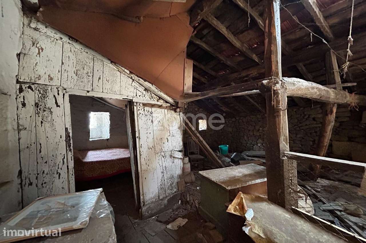 Moradia para restauro – Santo André, Montalgre - Grande imagem: 5/13