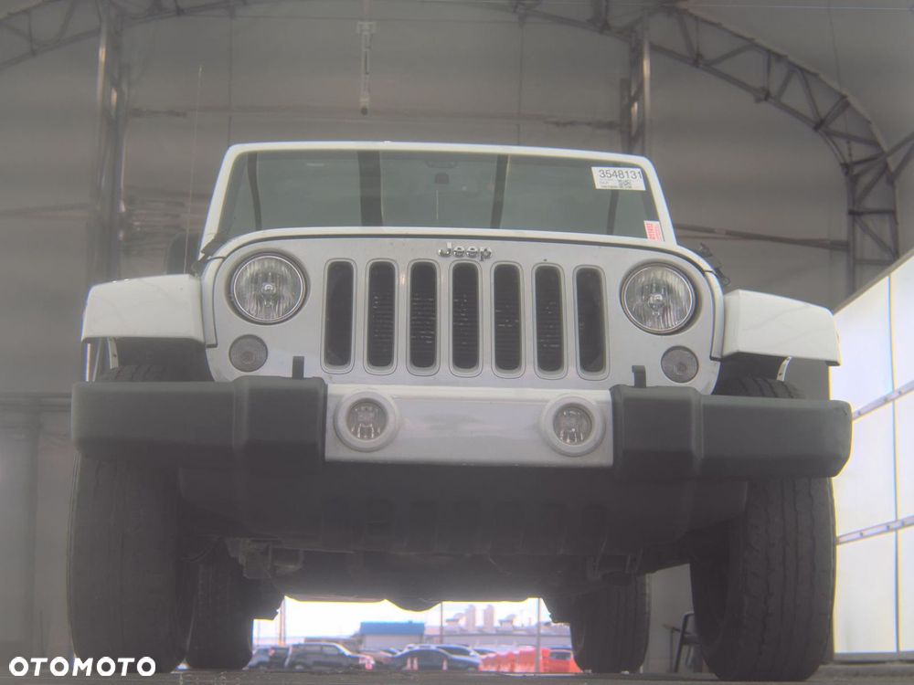 Jeep Wrangler - 5