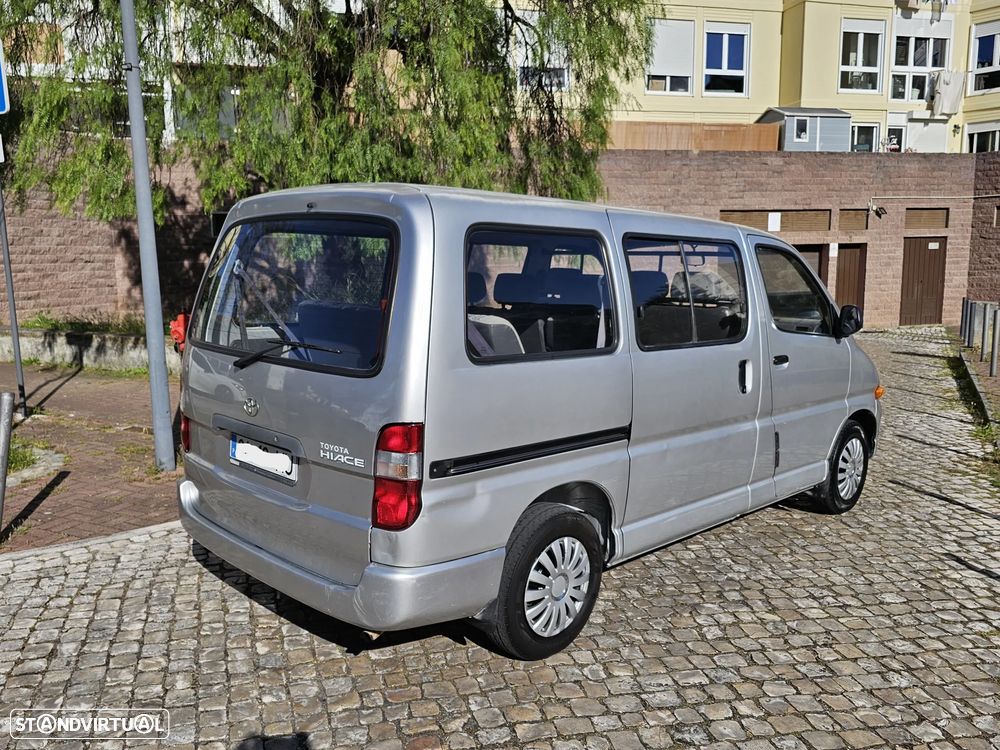 Toyota HiAce 2.4 D LH102L 4 Vidros - 3