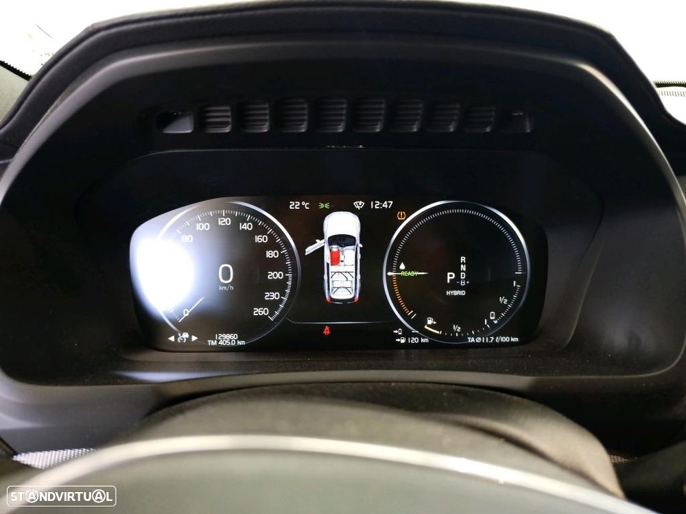 Volvo XC 90 2.0 T8 PHEV R-Design AWD - 7