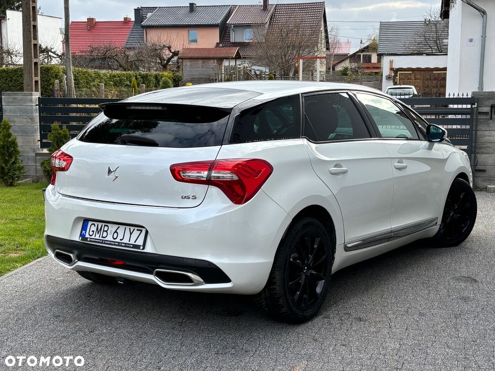 DS Automobiles DS 5 - 17