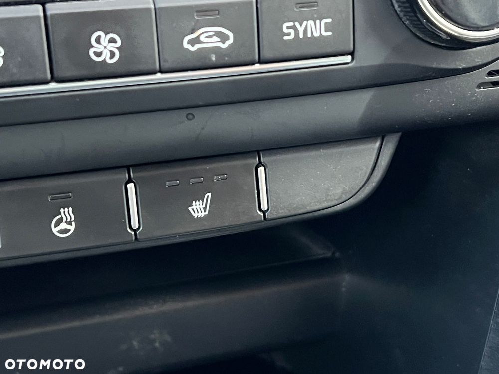 Kia XCeed 1.6 CRDi mHEV Prestige Line DCT - 39