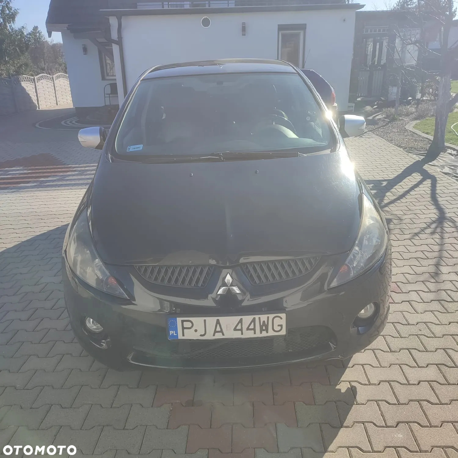 Mitsubishi Grandis 2.0 DI-D 7-Sitzer Intense - 8