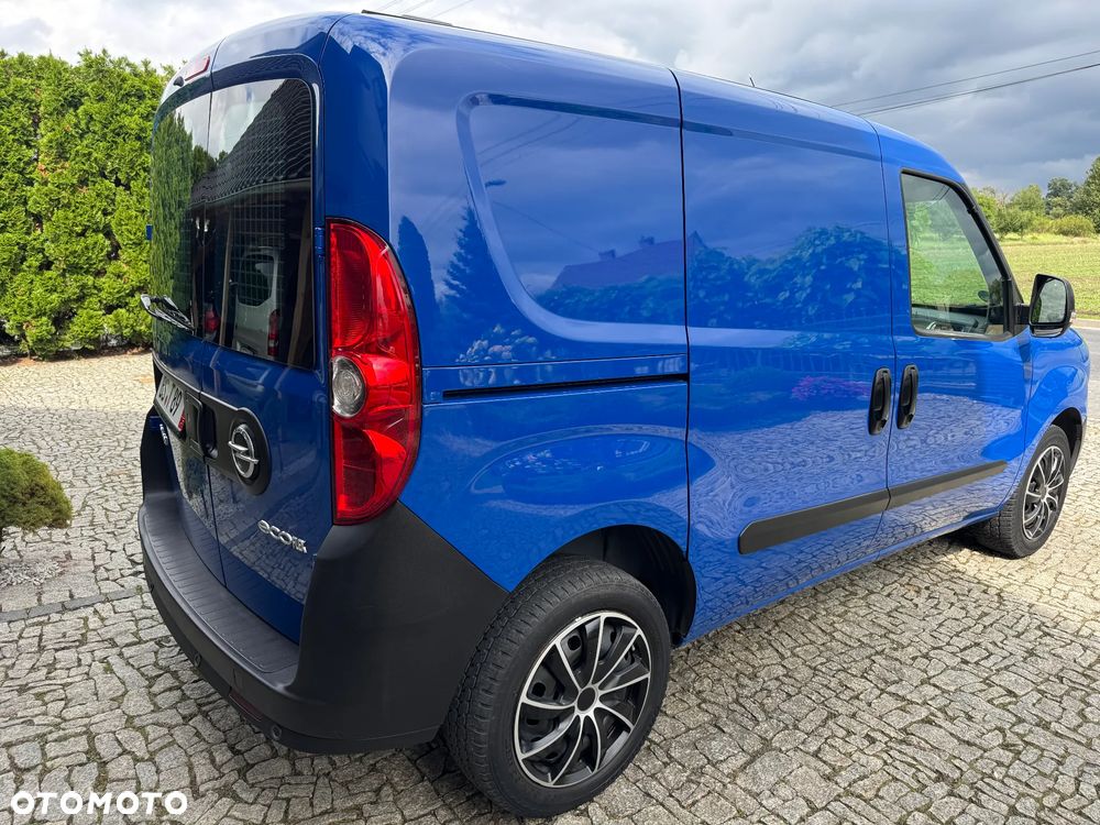 Opel Combo-D-VAN - 9