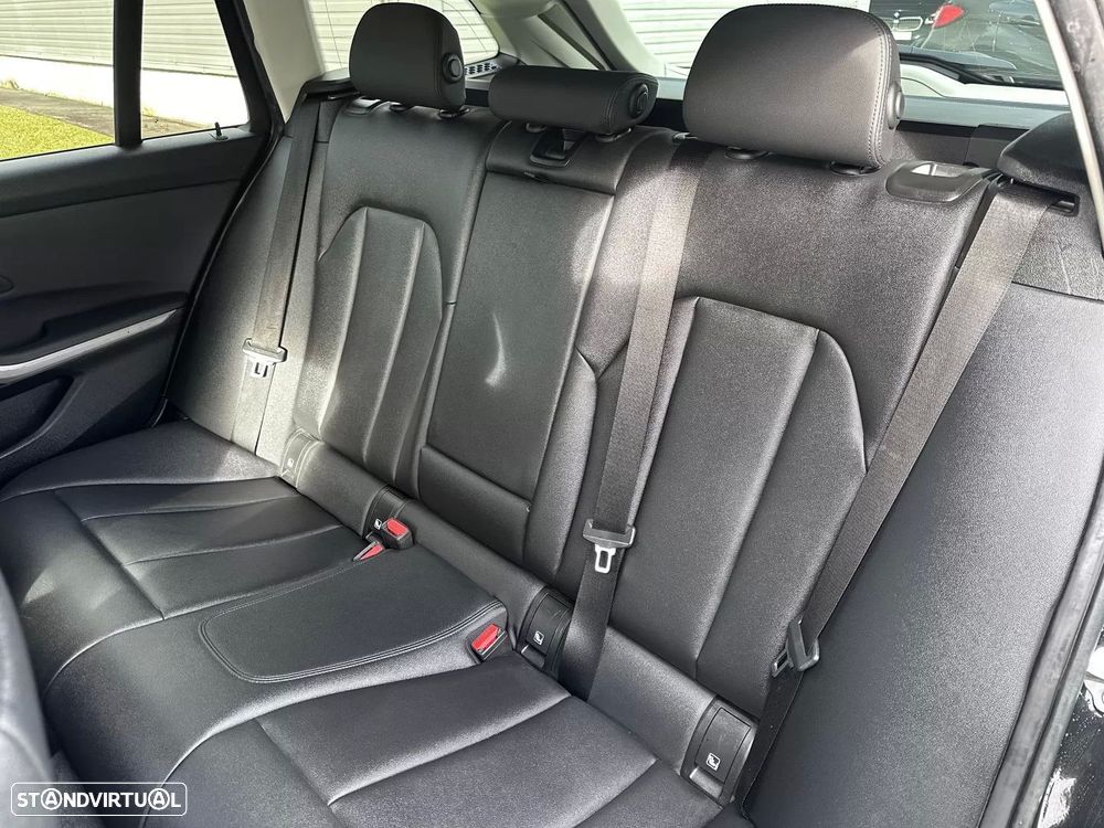 BMW 318 d Aut. Edition M Sport Shadow - 43