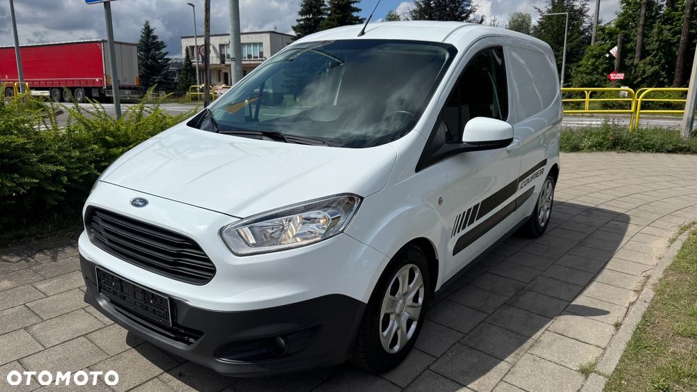Ford Transit Courier - 1