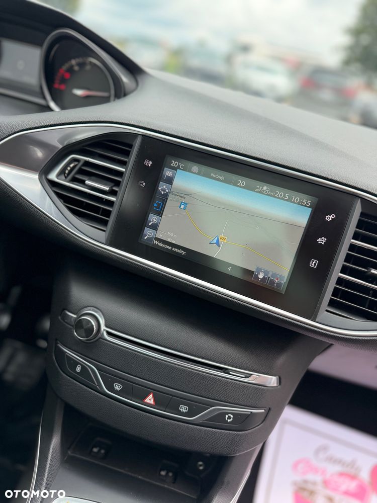 Peugeot 308 2.0 HDi Allure - 18