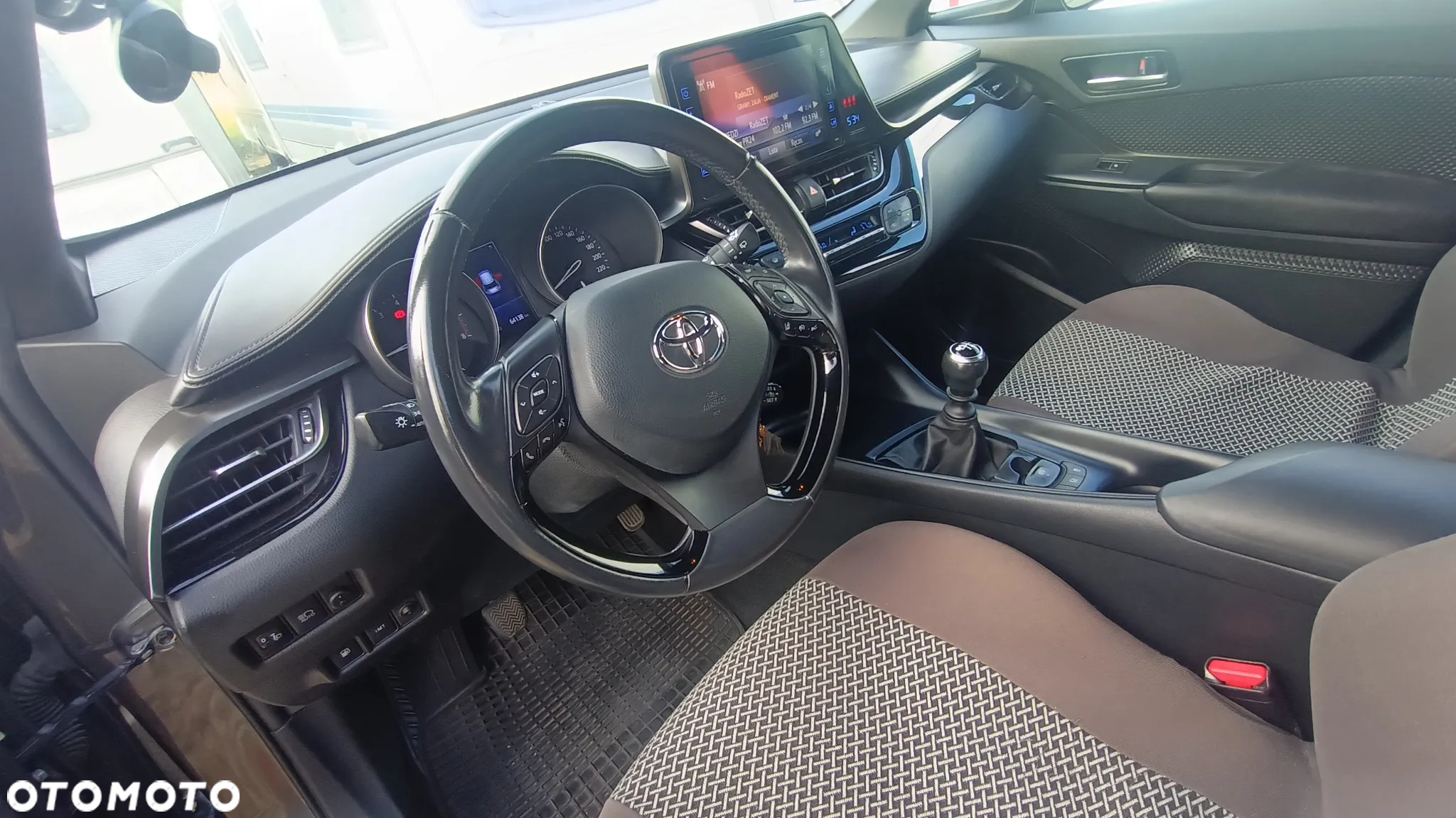 Toyota C-HR 1.2 T Active - 9