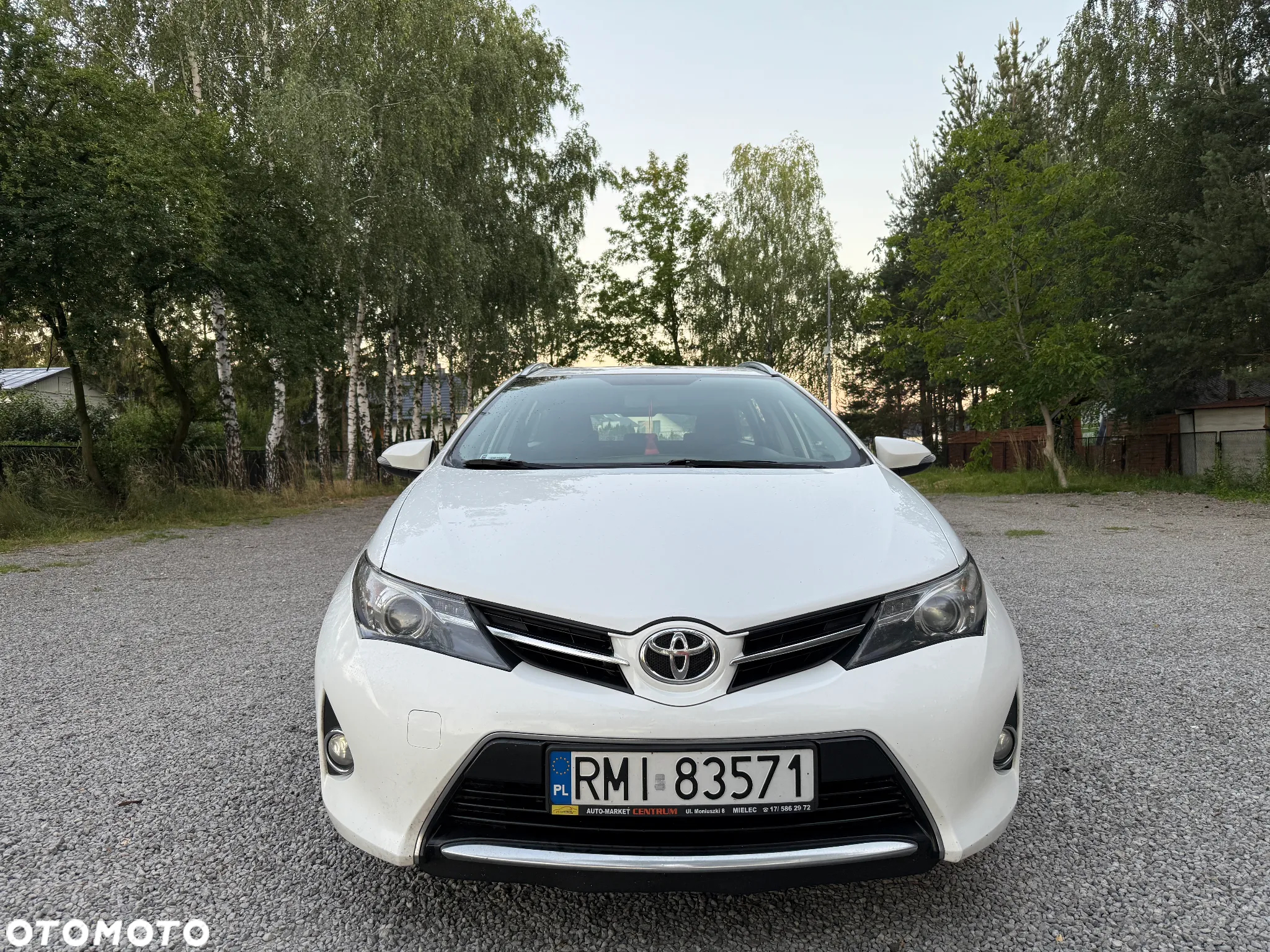 Toyota Auris 1.6 Premium - 8