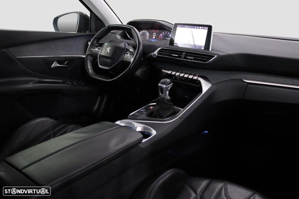 Peugeot 3008 1.2 PureTech Allure - 6