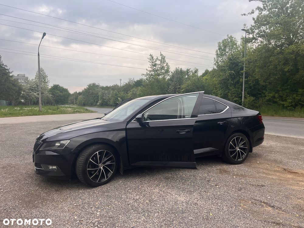 Skoda Superb 2.0 TDI Active DSG7 - 2
