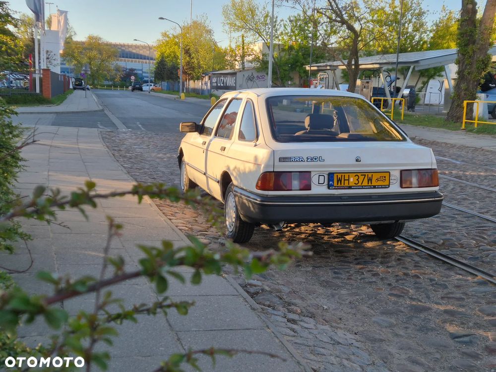 Ford Sierra - 24