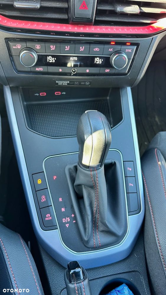 Seat Arona - 5
