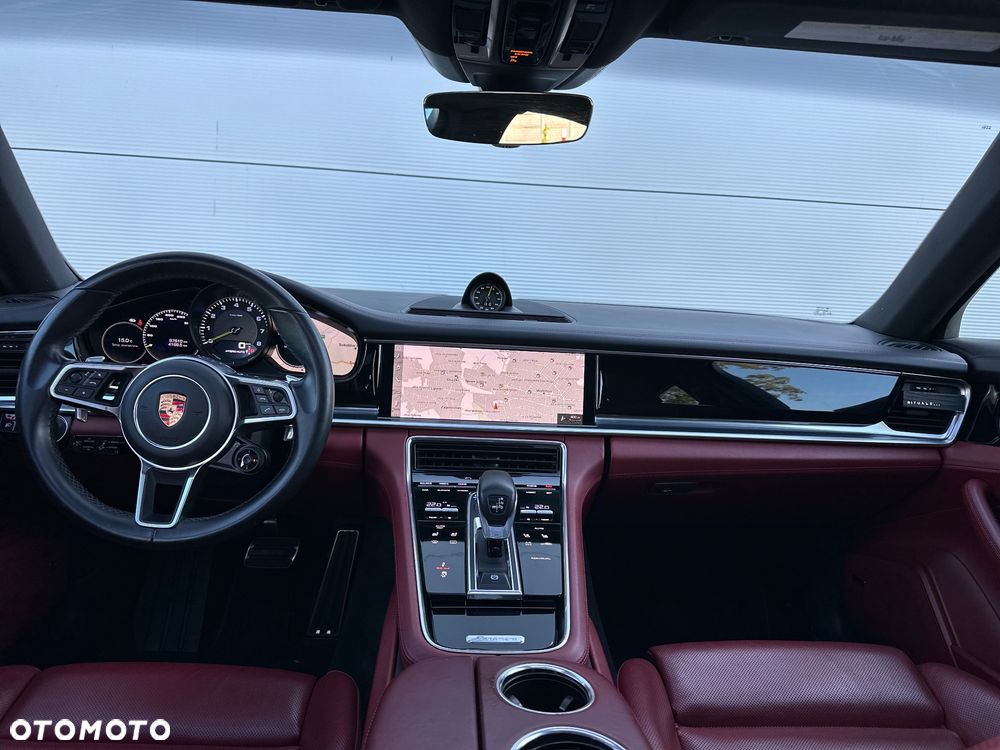 Porsche Panamera 4 E-Hybrid Platinum Edition - 29